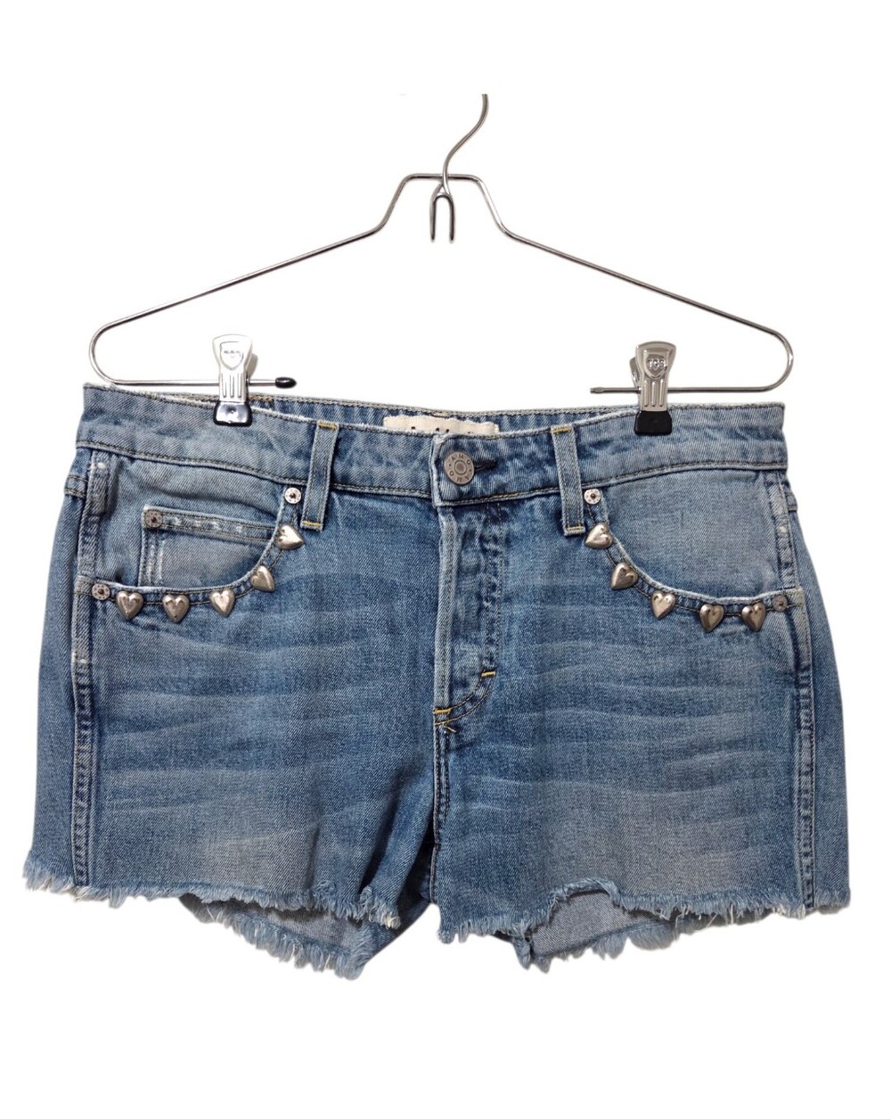 AMO Tomboy Short Truly Yours Heart Stud Denim Shorts Raw Hem Size 27